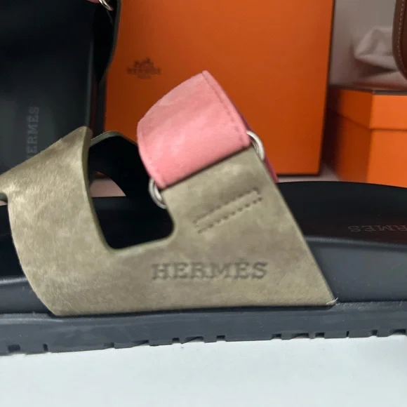 Hermes Chypre sandals, Sz 37.5 - Picture 8 of 12